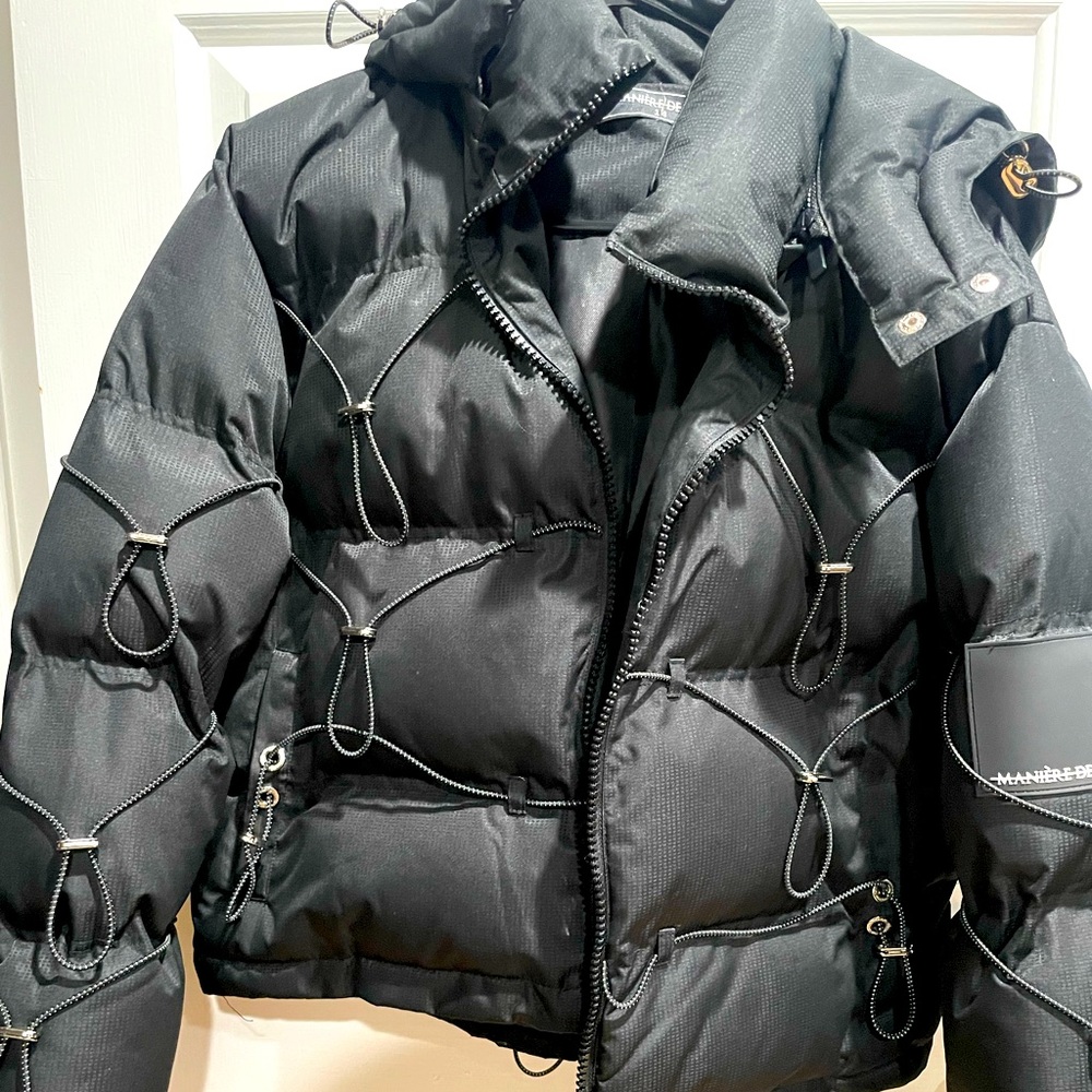 Maniere de Voir Coat